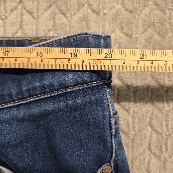 Soft Surroundings Ultimate Denim Pull On Relaxed Shorts Womens 1X Blue Stretch - Picture 4 of 9